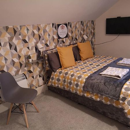 Mini Hotel Leeds Лидс Экстерьер фото