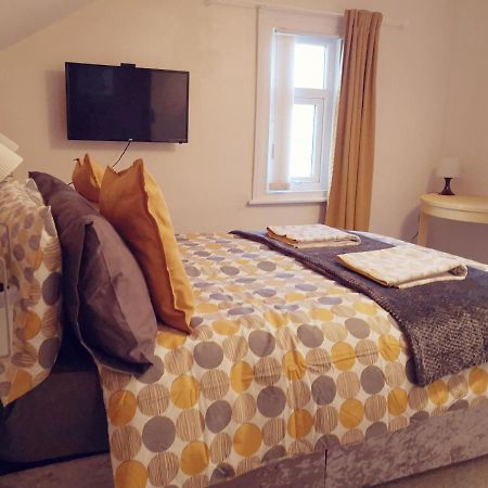 Mini Hotel Leeds Лидс Экстерьер фото