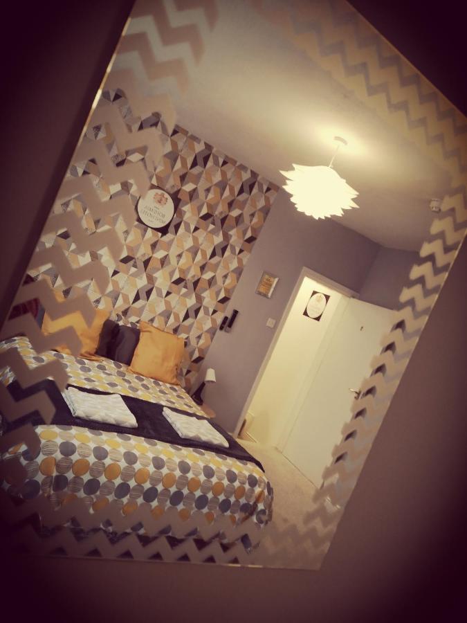 Mini Hotel Leeds Лидс Экстерьер фото